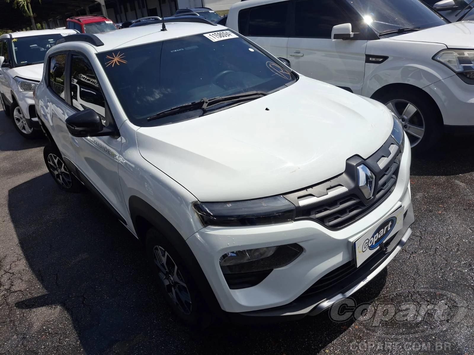 Renault Kwid Outsider 2023 1.0 SCe em São Paulo