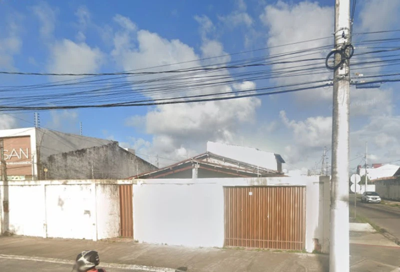 Terreno no Av. Paulo VI em Aracaju/SE em Aracaju - Sergipe