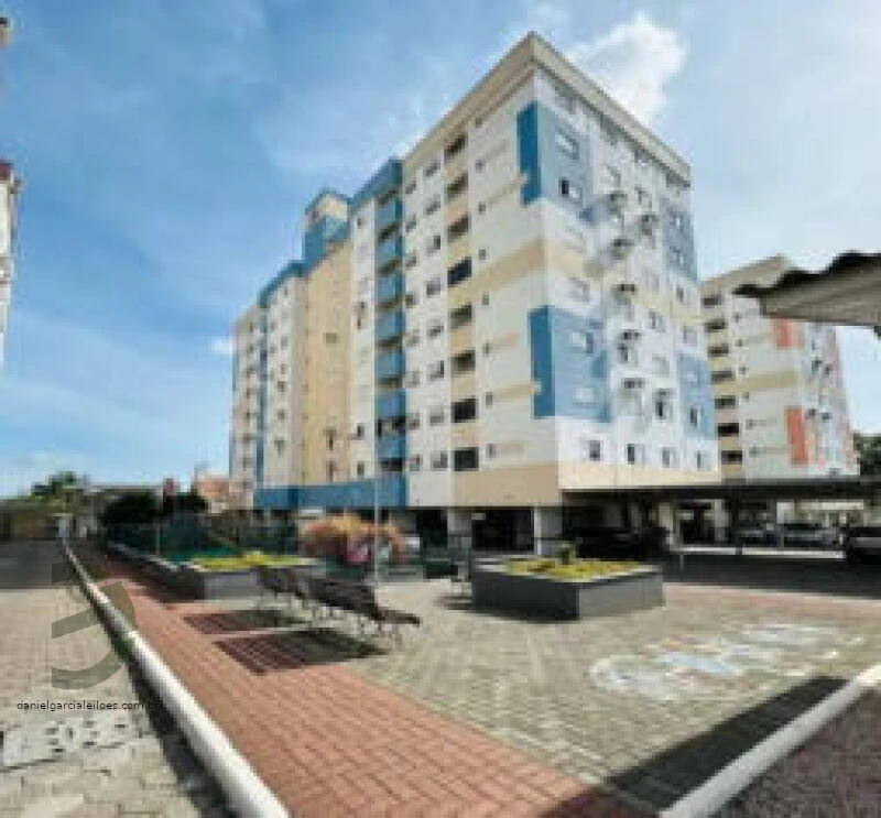 Apartamento com 1 unidade no Residencial Cidade Universitária em Criciúma/SC em Criciúma - Santa Catarina