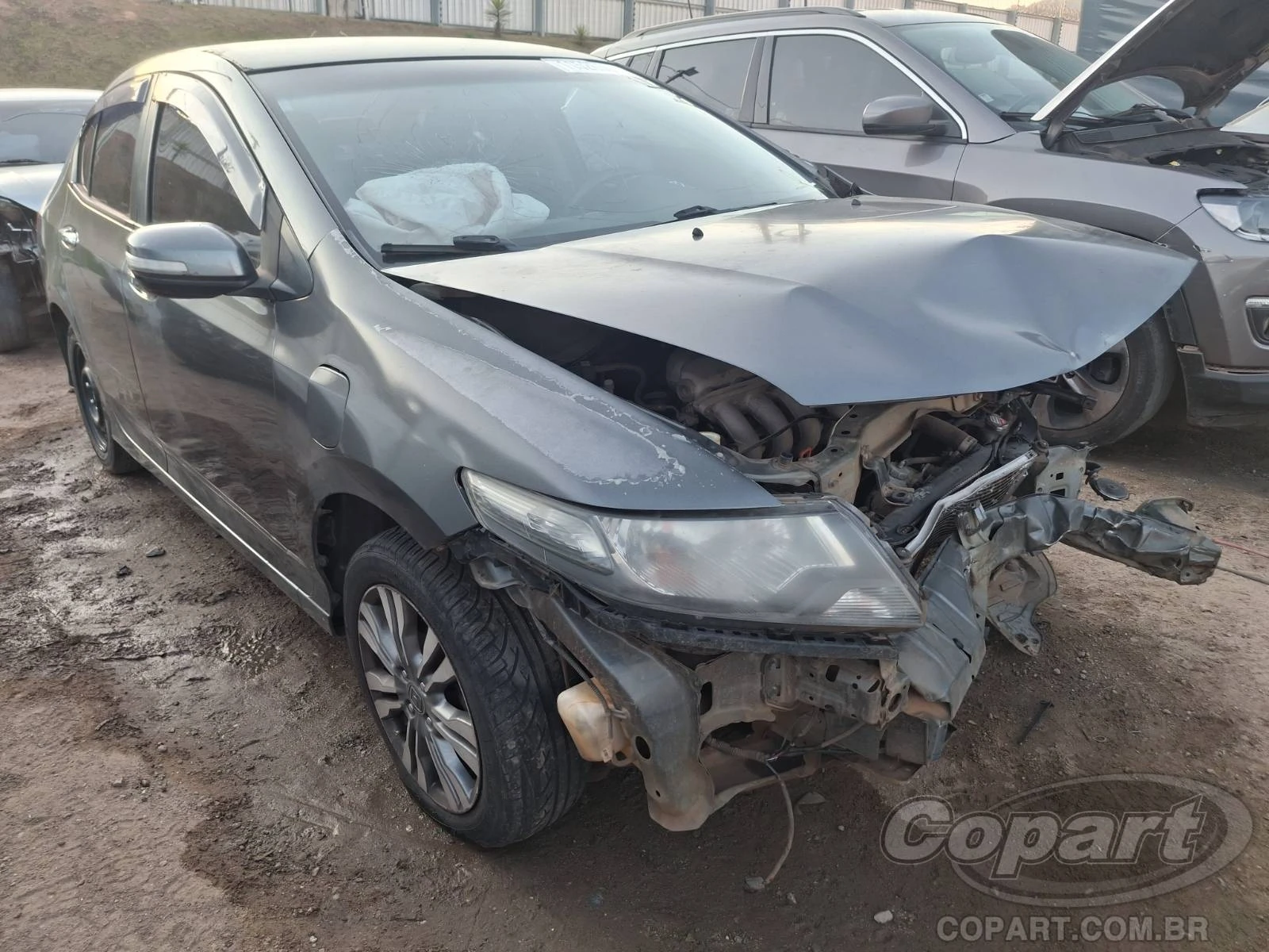 Honda City EX 2014 1.5 16V em Betim - Minas Gerais