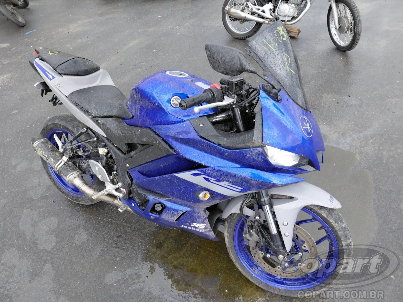 Yamaha YZF R3 R3 2022 321cc Gasolina em Itaquaquecetuba - São Paulo