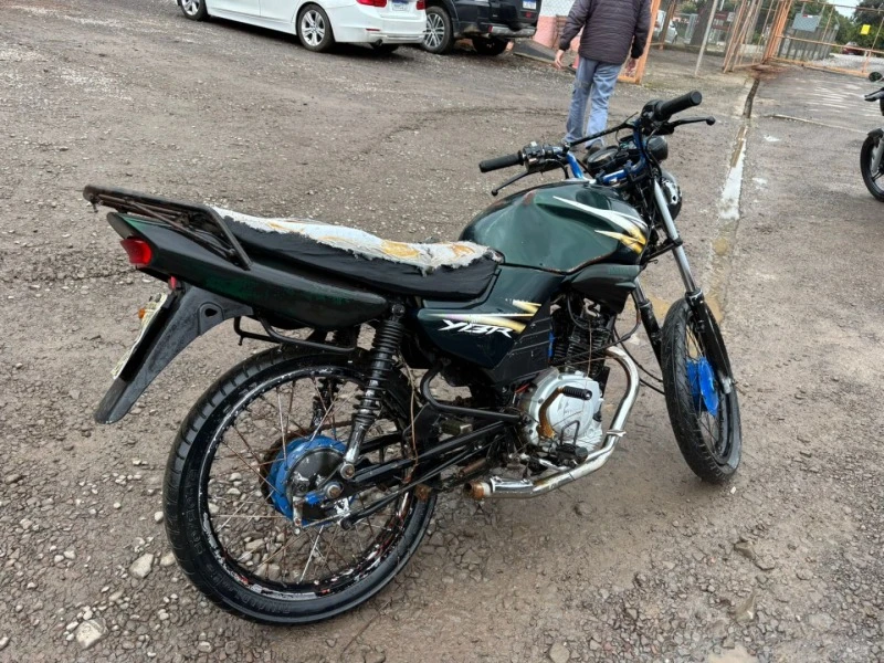 Yamaha YBR 125K 2006 125K Gasolina Manual em Caxias Do Sul - Rio Grande do Sul