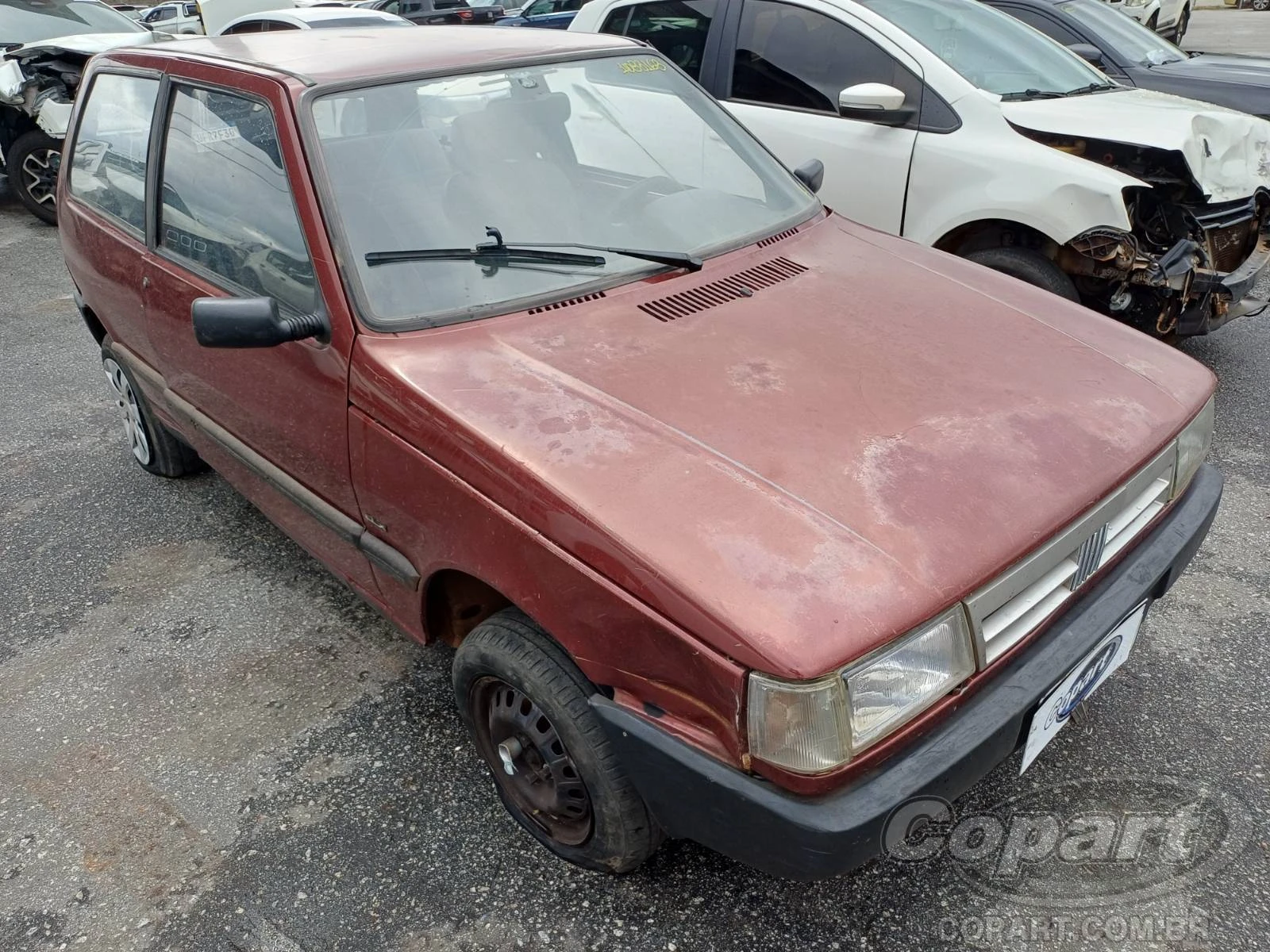 Fiat Uno Mille Mille 1995 Gasolina Grande Monta em Pirapora Do Bom Jesus - São Paulo
