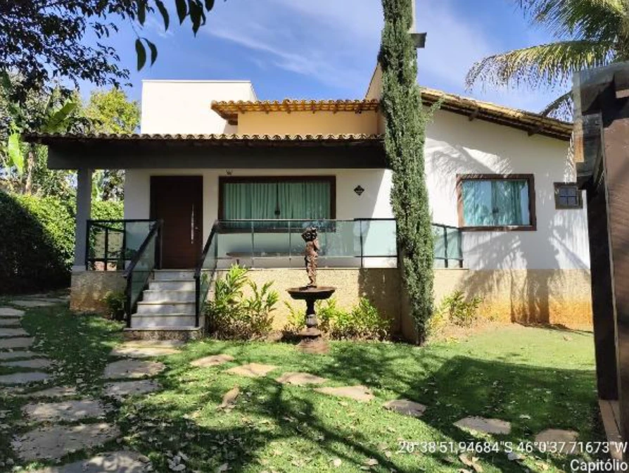 Casa Casa com Vaga de Garagem em Capitólio/MG em Capitólio - Minas Gerais