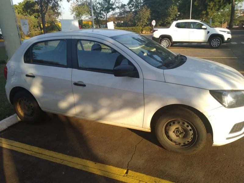 Volkswagen Gol 1.0L MC4 2019/2020 Automático? em Araraquara - São Paulo