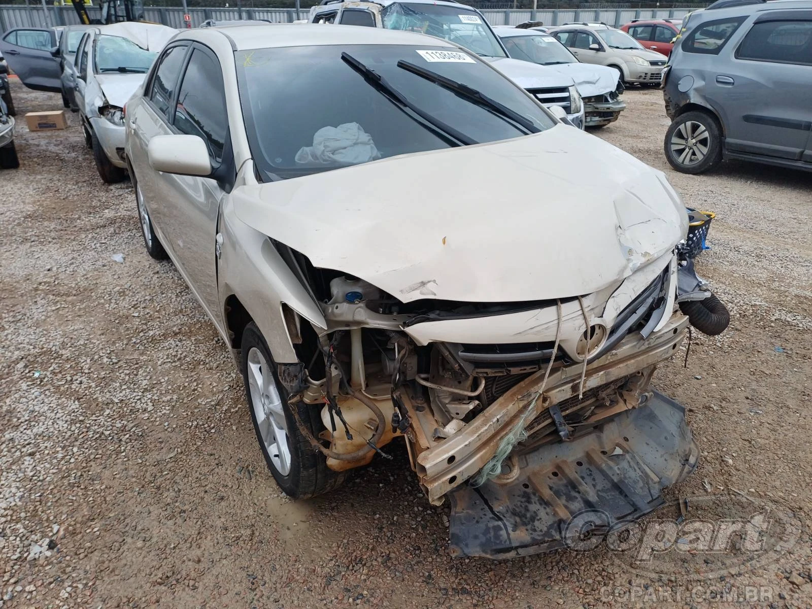 Toyota Corolla GLi 2013 1.8 Dual VVT-i Automático em São José Dos Pinhais - Paraná
