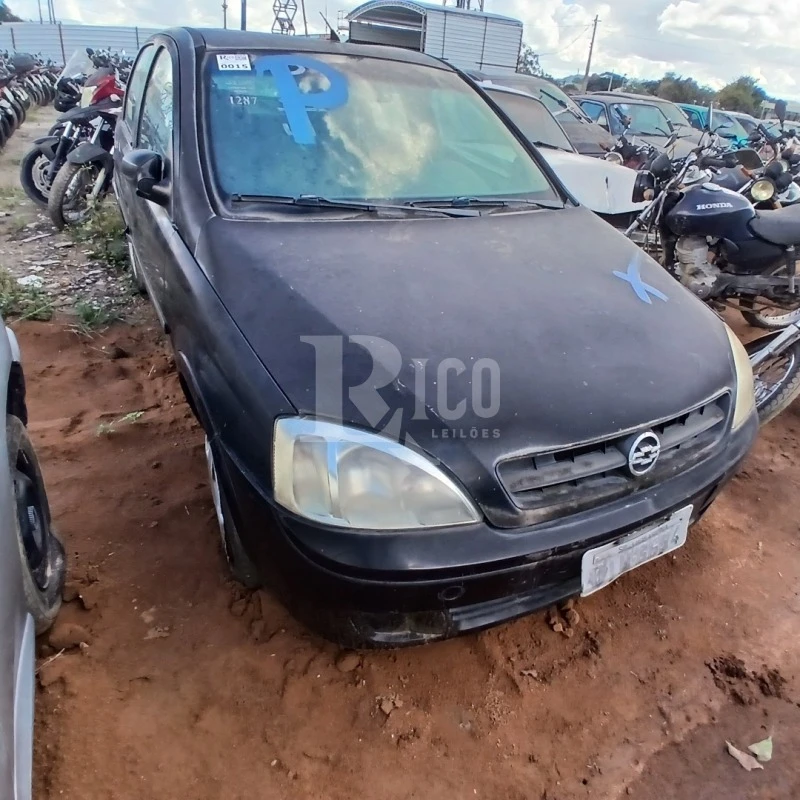 Chevrolet Corsa Sedan Preto em Jacareí - São Paulo