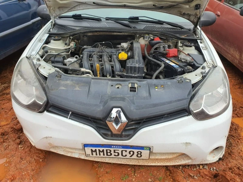 Renault Clio EXP1016V 2014/2015 em São José - Santa Catarina