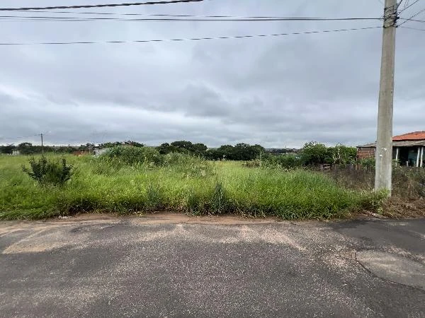 Terreno no Pirangi em Monte Alto/SP em Monte Alto - São Paulo