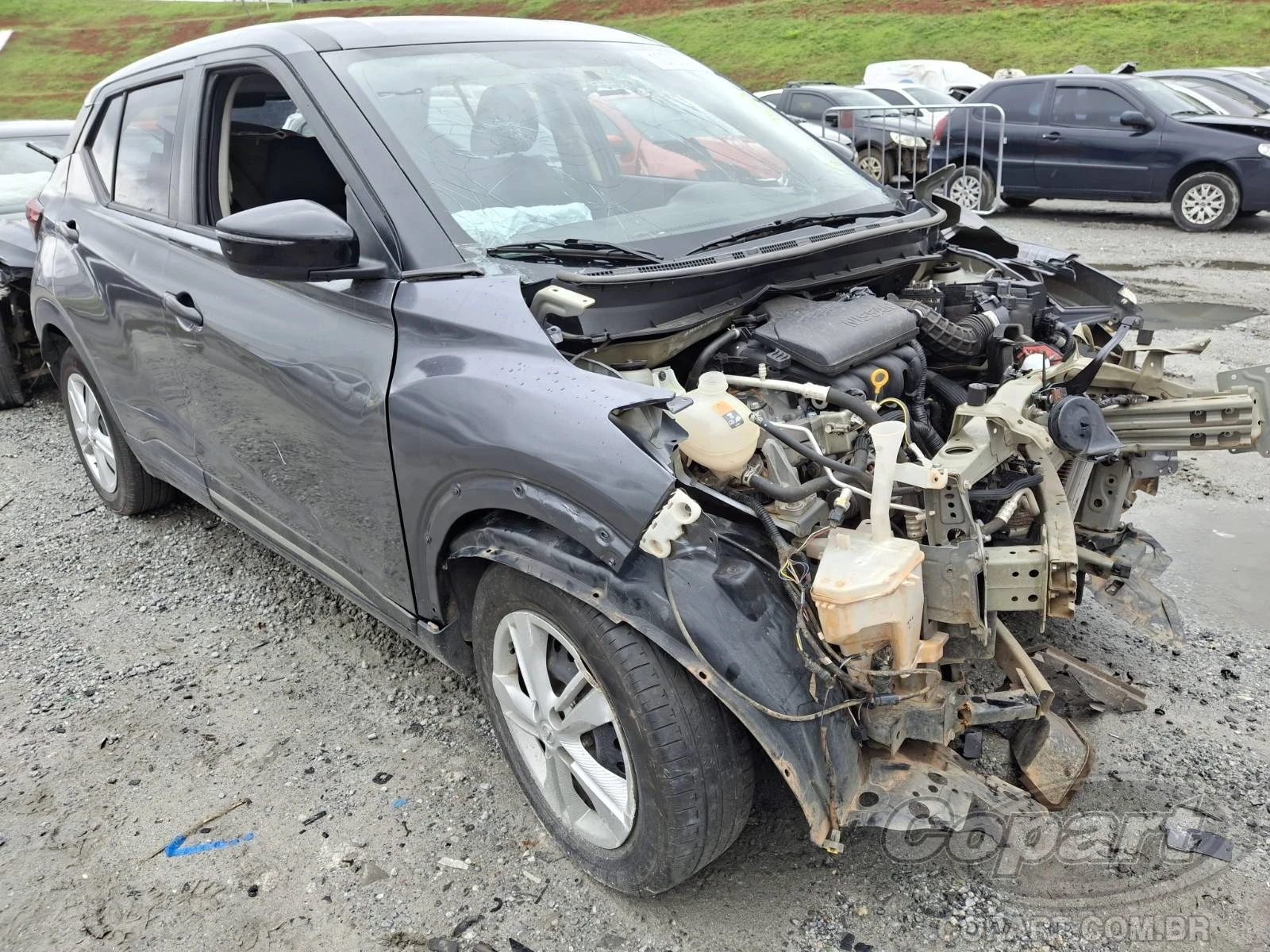Nissan Kicks Active 2024 1.6 CVT Automático em Itaquaquecetuba - São Paulo