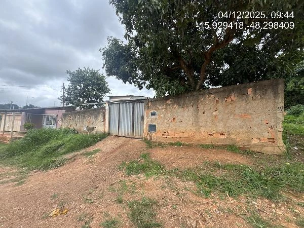 Casa com 2 Quartos em Santo Antonio do Descoberto/GO em Santo Antônio Do Descoberto - Goiás