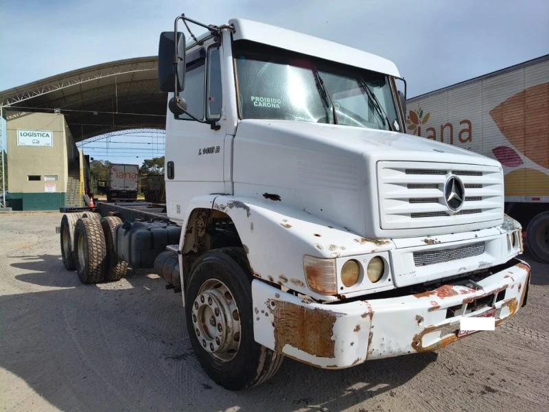 Mercedes-Benz L 1418 L 1418 1999 Diesel em Pouso Alto - Minas Gerais