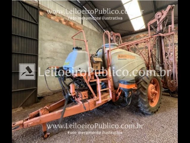Jacto Advance 3000 Advance 3000 2013 Pulverizador em Xaxim - Santa Catarina