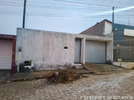 Casa com 2 Quartos em Feira Grande/AL em Feira Grande - Alagoas