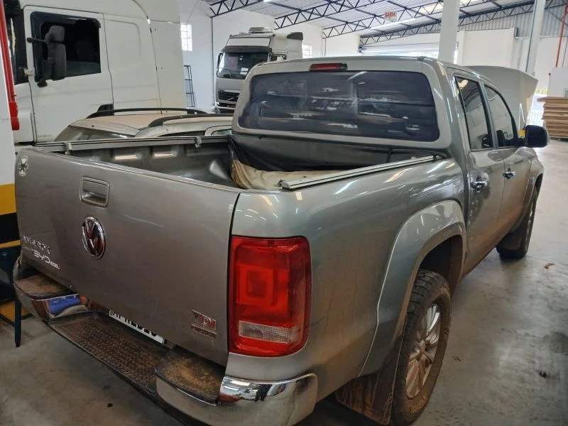 Volkswagen Amarok High 2010 4x4 Diesel em São Miguel Do Oeste - Santa Catarina