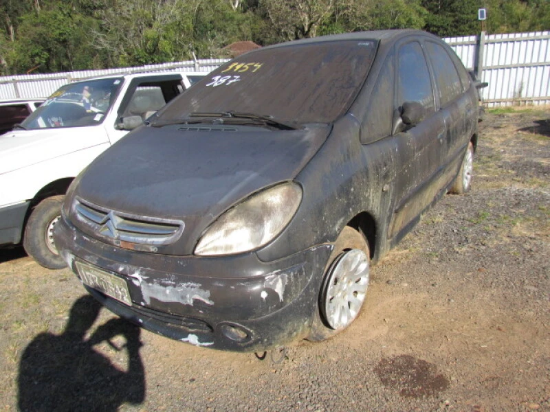 Citroën Xsara Picasso EX 2001 em Farroupilha - Rio Grande do Sul