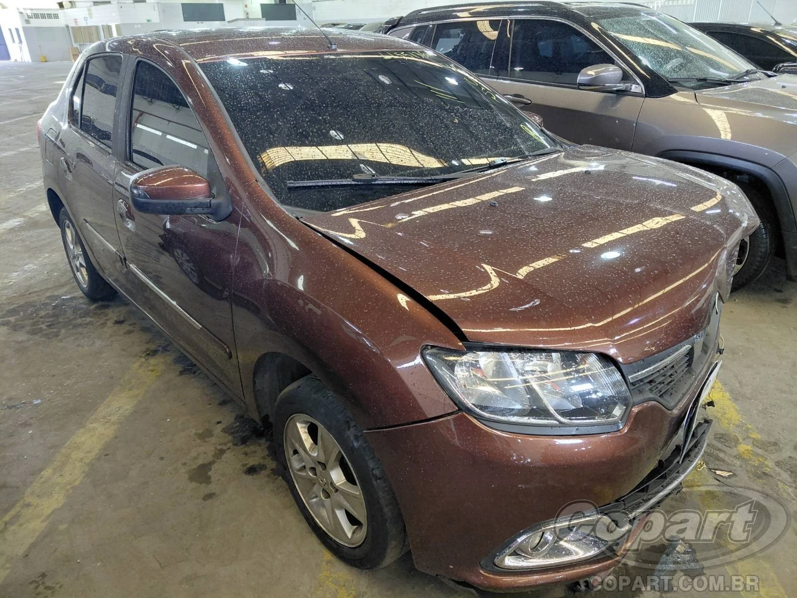 Renault Logan Dynamique 2015 1.6 Hi-Power em Itaquaquecetuba - São Paulo