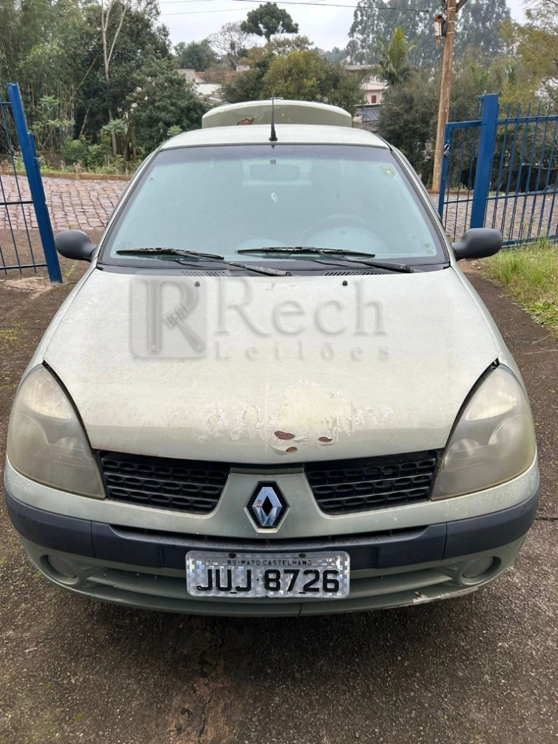 Renault Clio Exp 10 Exp 10 16Vs 2004/2005 em Passo Fundo - Rio Grande do Sul