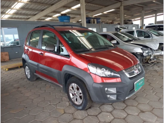 Fiat Idea Adventure 2015 1.8 Automático em Tijucas - Santa Catarina