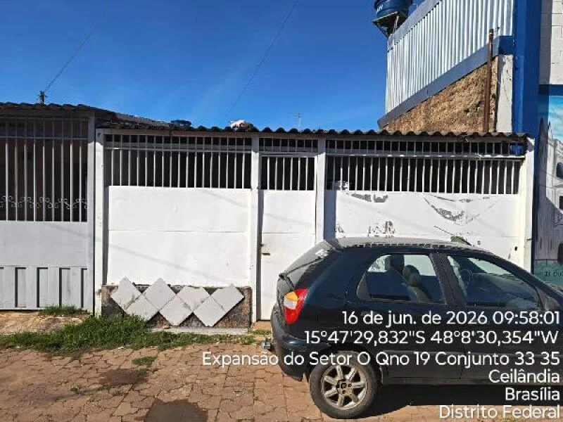 Casa no QNO 19, Ceilândia Norte-DF em Ceilândia - Distrito Federal