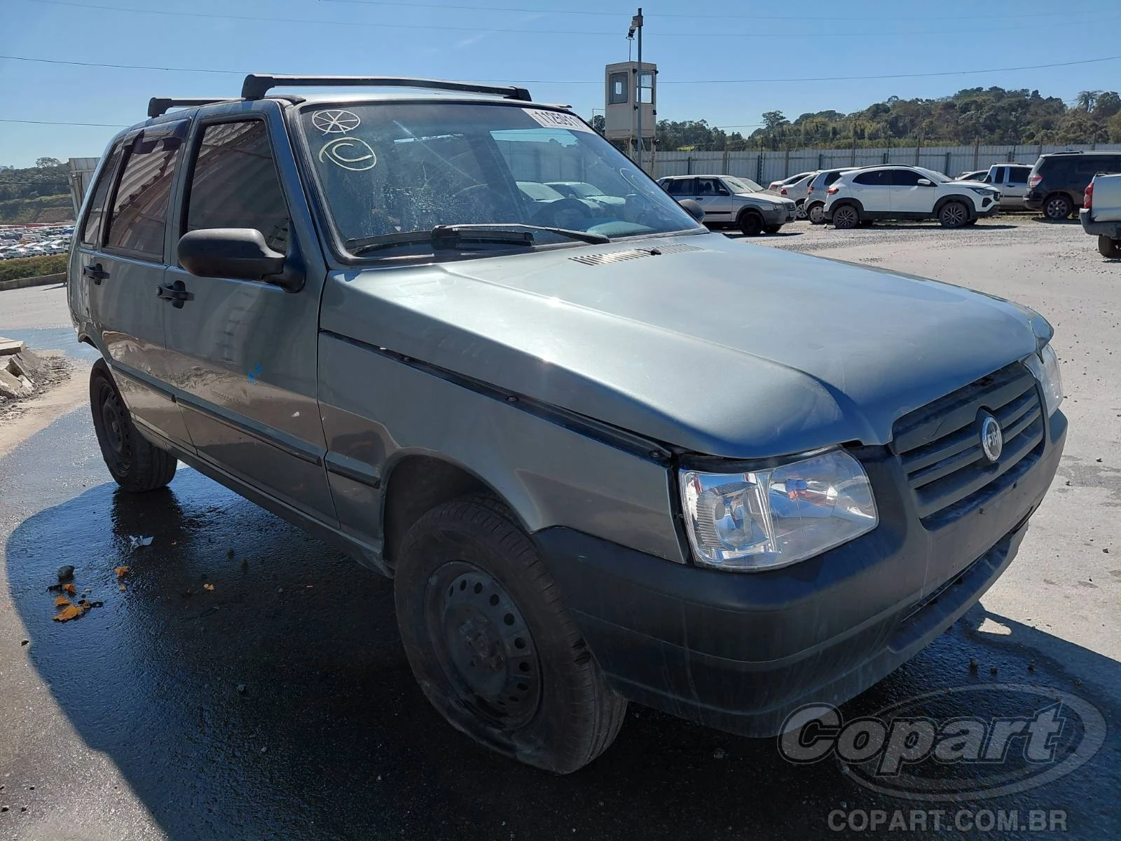 Fiat Uno Mille Fire 2006 1.0 em Itaquaquecetuba - São Paulo