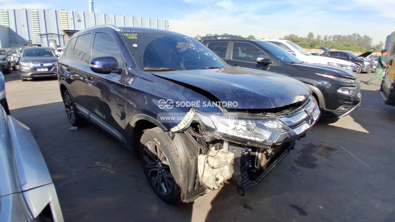 Mitsubishi Outlander Outlander Comfort 2018 Automático Gasolina
