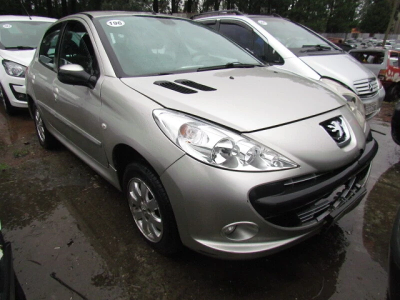 Peugeot 207HB XR S XR S 2011/2012 Prata Álcool/Gasolina em Caxias Do Sul - Rio Grande do Sul