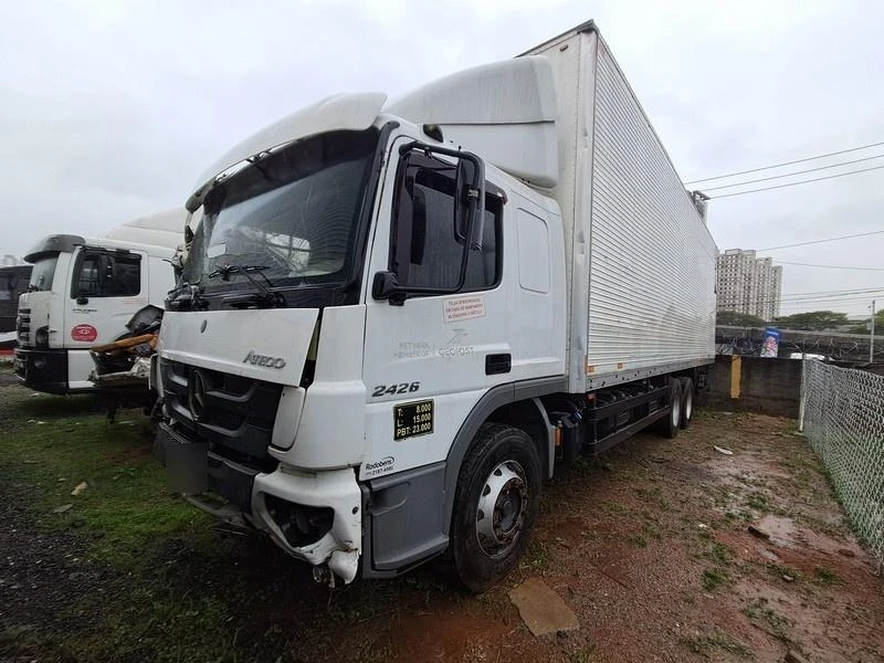 Mercedes-Benz Atego 2426 CE 2021 Baú em Osasco - São Paulo