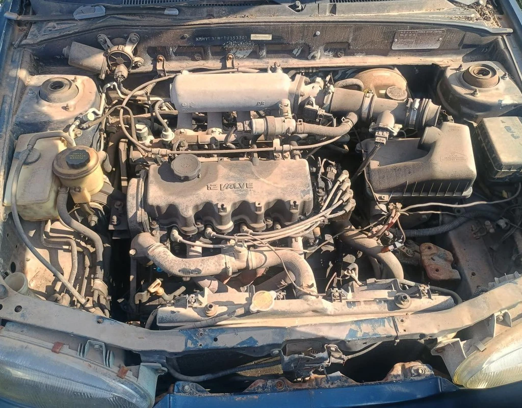 Hyundai Accent GLSR 1996 1997 Azul em Casa Branca - São Paulo