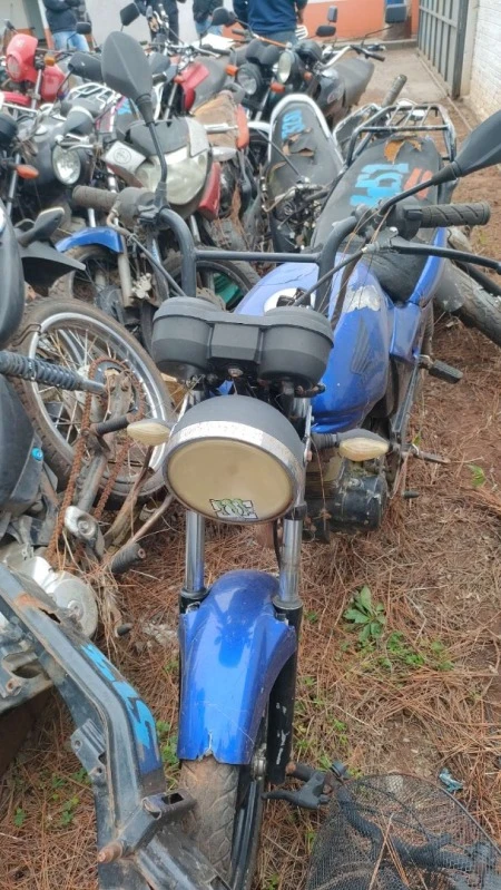 Honda CBX 200 Strada Sucata 1994/1995 em Rosário Do Sul - Rio Grande do Sul