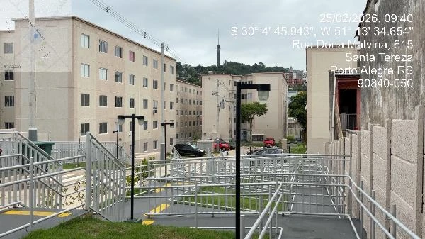 Apartamento com 2 Quartos em Porto Alegre/RS em Porto Alegre - Rio Grande do Sul