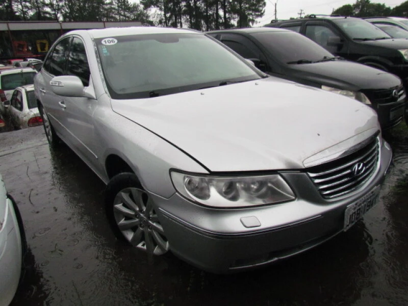 Hyundai Azera 3.3 V prata em Caxias Do Sul - Rio Grande do Sul