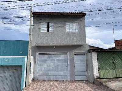 Casa com Terreno e casa ocupada em Itapetininga/SP em Itapetininga - São Paulo