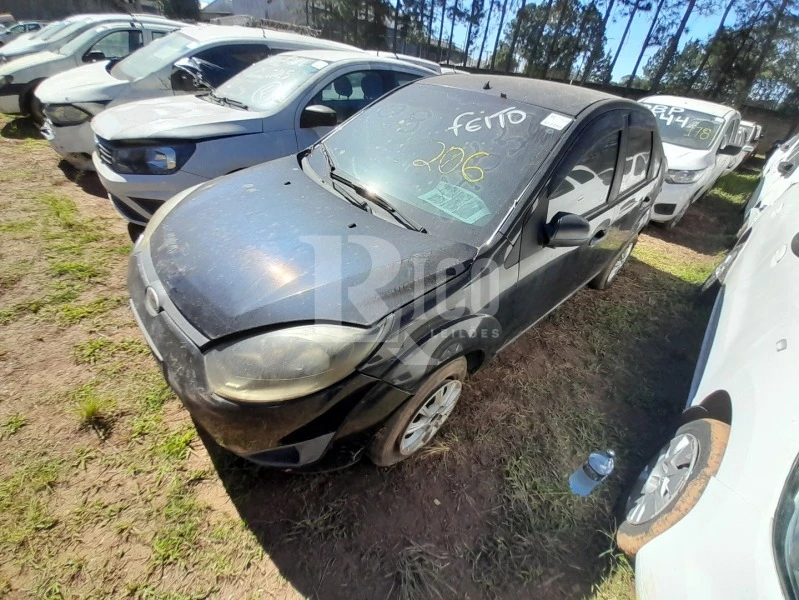 Ford Fiesta Sedan 1.6 Flex em Mogi Das Cruzes - São Paulo