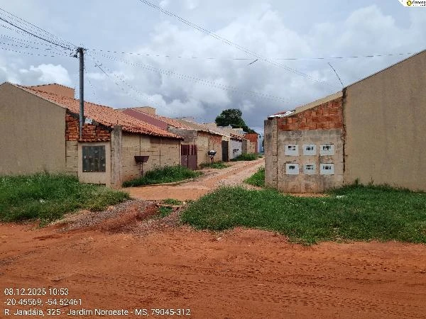 Casa com 2 Quartos e 1 Vaga em Campo Grande/MS em Campo Grande - Mato Grosso do Sul