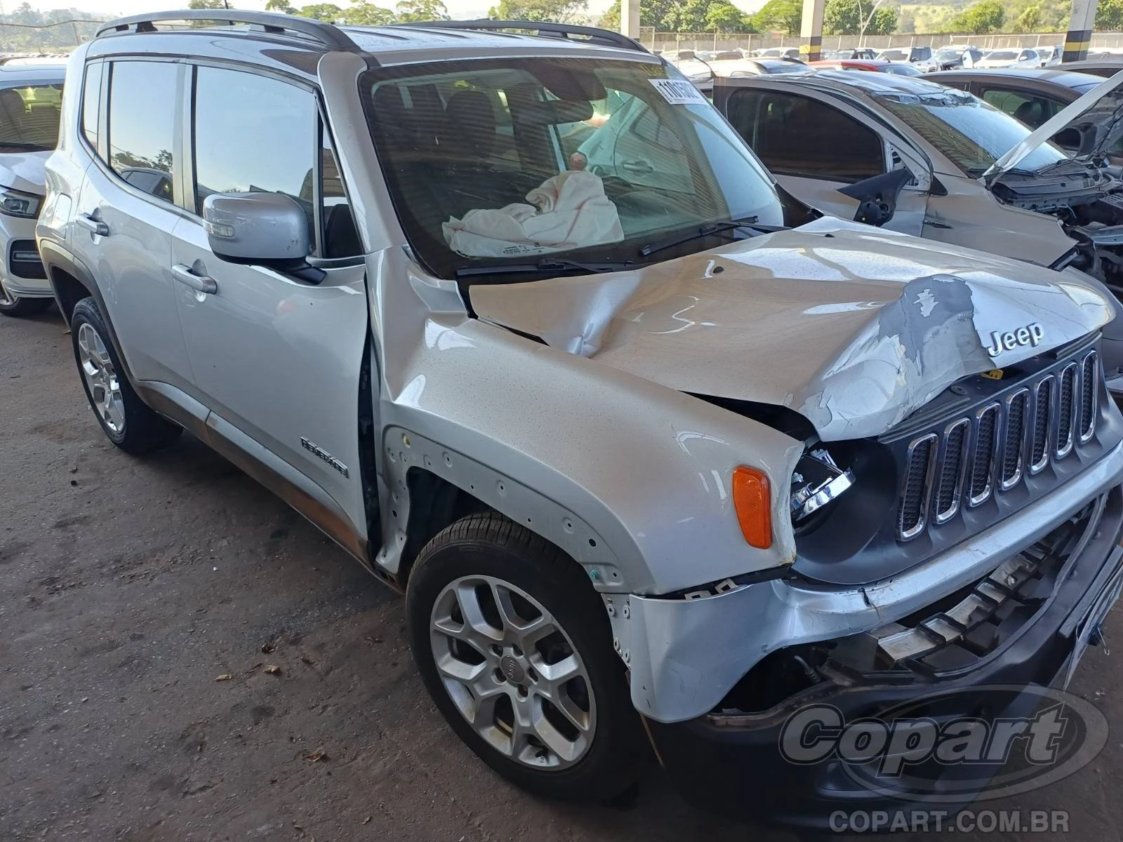 Jeep Renegade Longitude 2017 1.8 Automático em Pirapora Do Bom Jesus - São Paulo