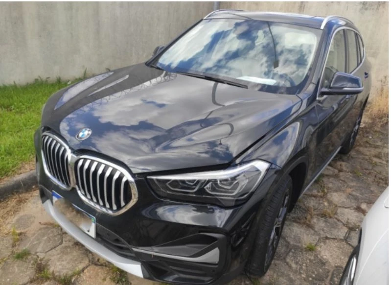 BMW X1 S20I ActiveFlex 2020 Automático em Criciúma - Santa Catarina