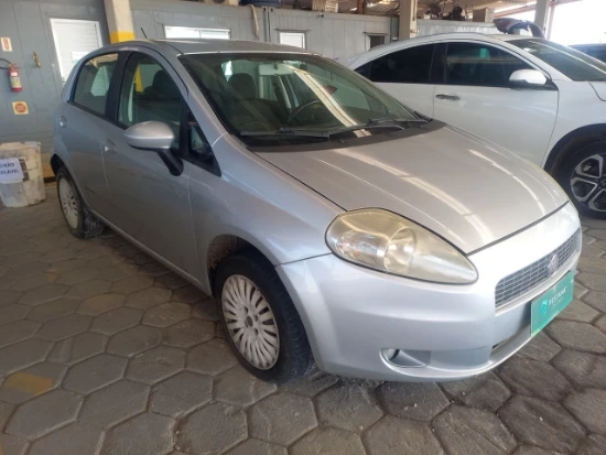 Fiat Punto Essenn 1.6 DL 2012 Automático em Tijucas - Santa Catarina