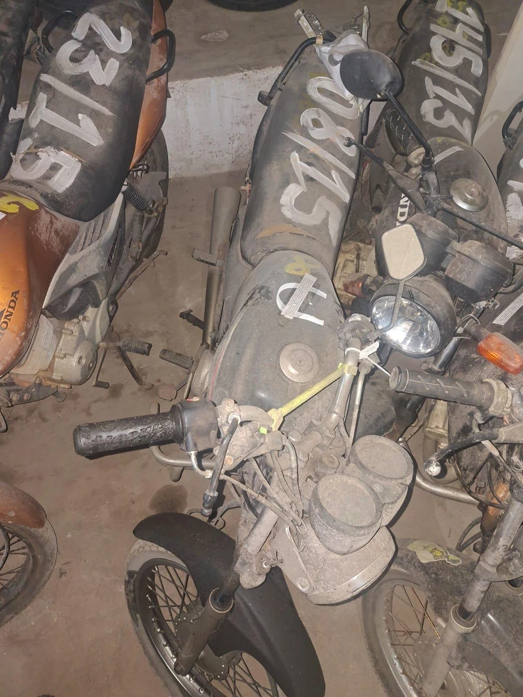 Yamaha YBR 125K 125K 2005 Preto em Ponta Grossa - Paraná