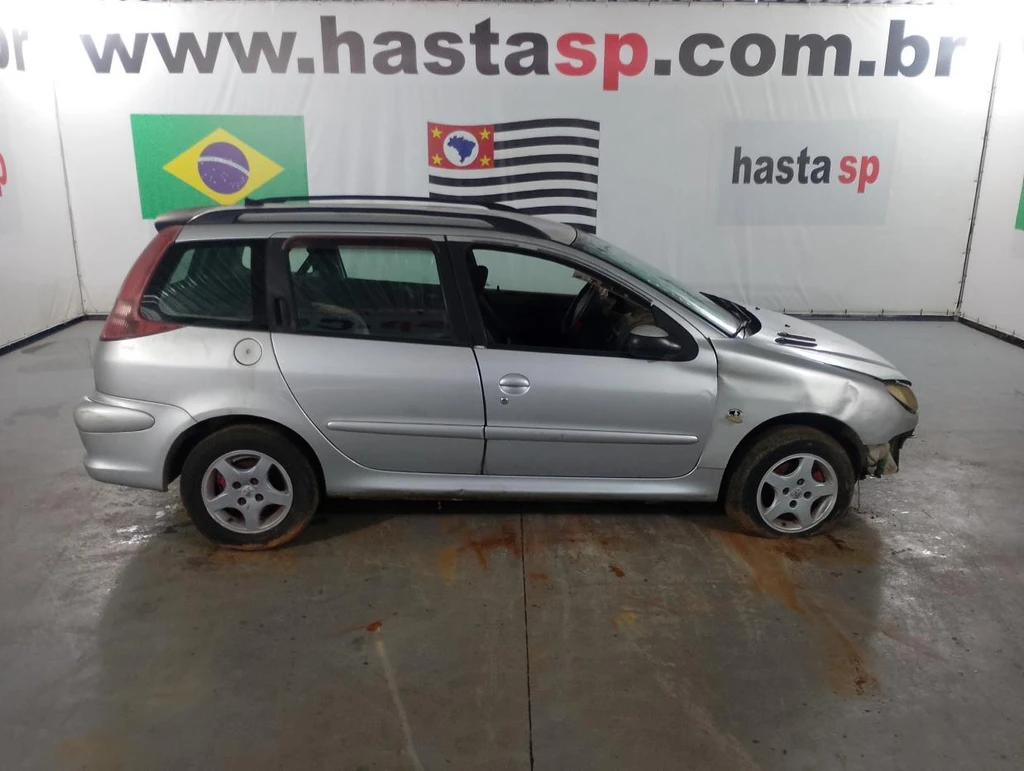 Peugeot 206 SW16 2005 2006 Prata em Casa Branca - São Paulo