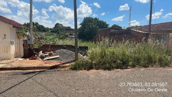 Terreno Terreno de 350 m² em Cruzeiro do Oeste PR em Cruzeiro Do Oeste - Paraná