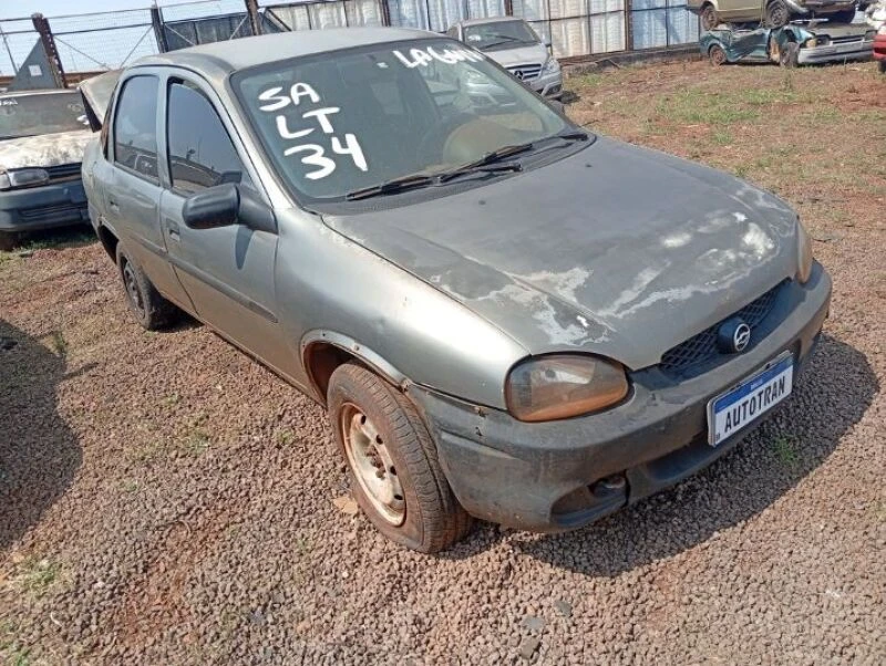 Chevrolet Corsa Classic 2003/2004 Sucata em Dourados - Mato Grosso do Sul