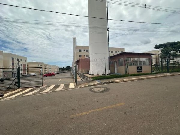 Apartamento com 2 quartos 46m² em Luziânia GO no Loteamento Raquel Pimentel