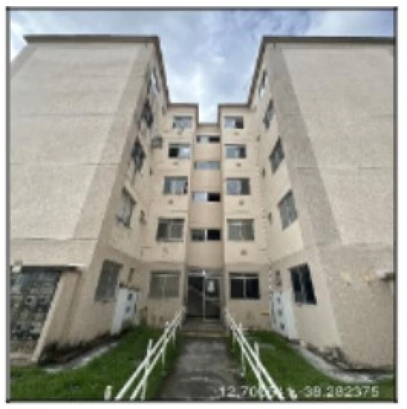 Apartamento com 2 Quartos em Camacari/BA em Camaçari - Bahia