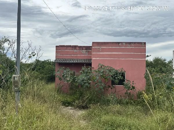 Casa com 2 Quartos em Poções/BA em Pocoes - Bahia