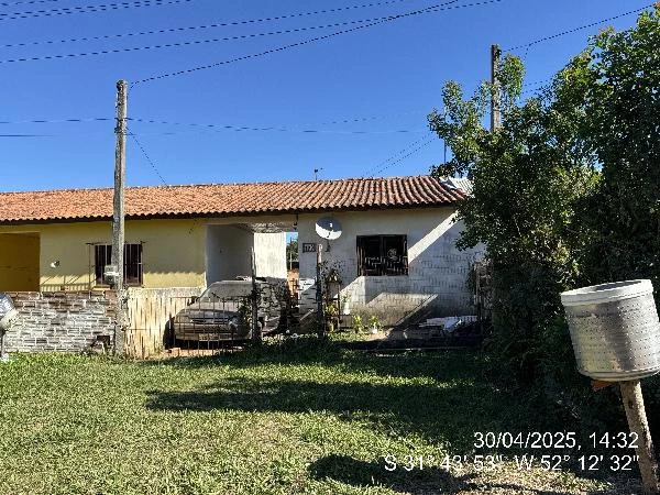 Casa com 2 Quartos de 60m² no Laranjal em Pelotas em Pelotas - Rio Grande do Sul