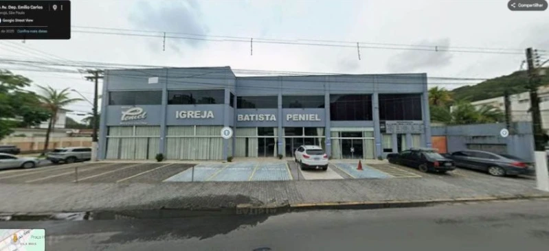 Prédio em Vila Maia, Guarujá/SP em Guarujá - São Paulo