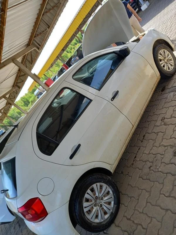 Volkswagen Gol TL MCV 1.0 2017/2018 em Governador Valadares - Minas Gerais