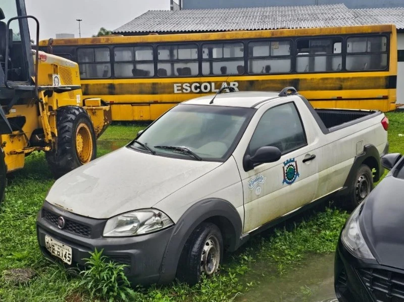 Fiat Strada Working 2014/2015 Flex em Timbé Do Sul - Santa Catarina