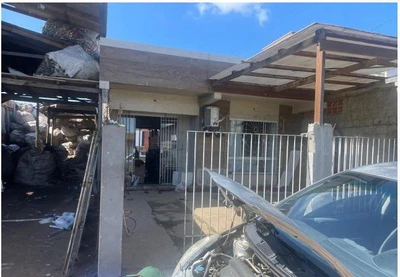 Fração 50% de Casa e Galpão em Itajuba, Barra Velha/SC em Barra Velha - Santa Catarina